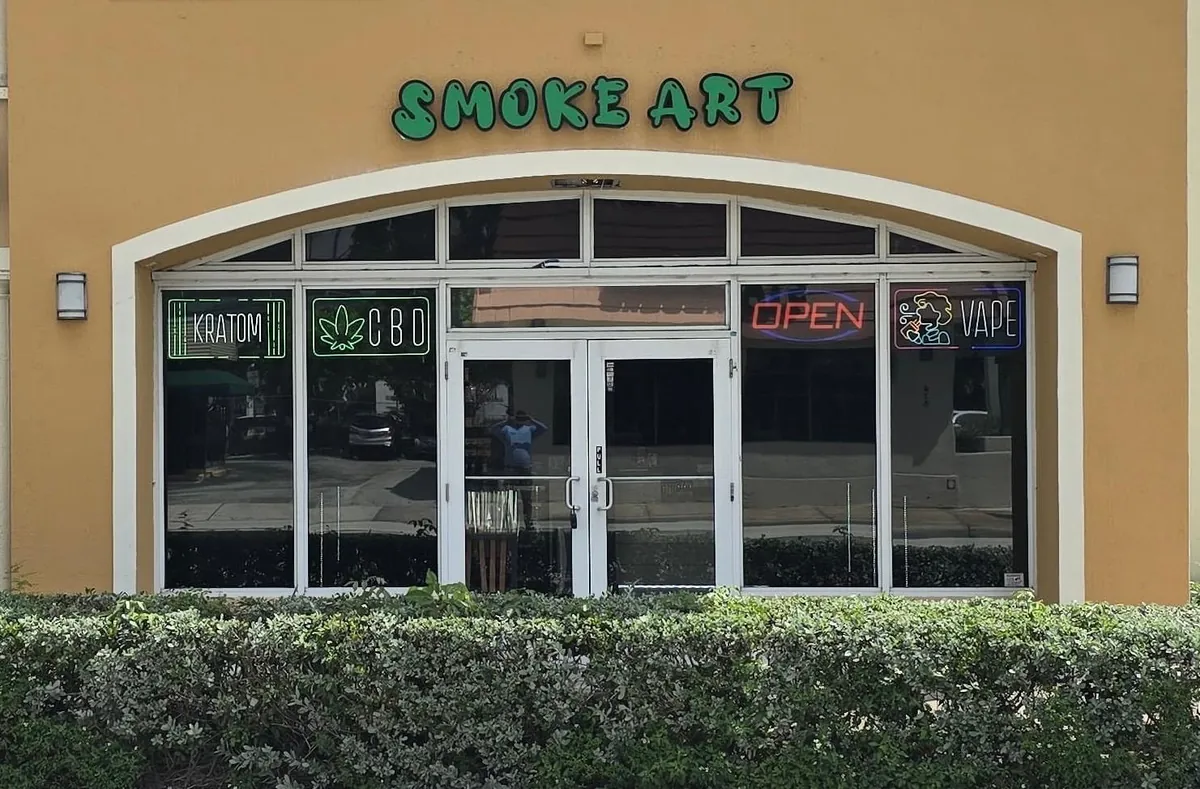 Smoke Art storefront dimensional letters sign in Miami